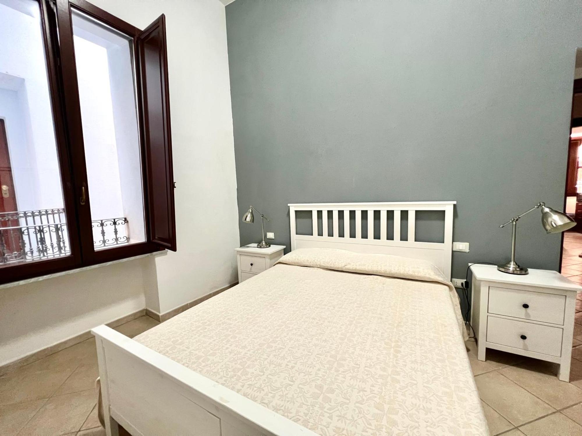 בוסה Sardinian Gallery Corso חדר תמונה